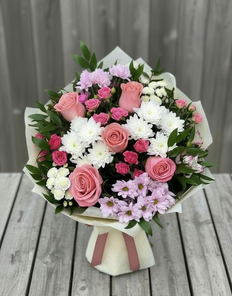 Букет цветов из: Альстромерии, Гвоздики, Розы и Хризантемы в Беркакит