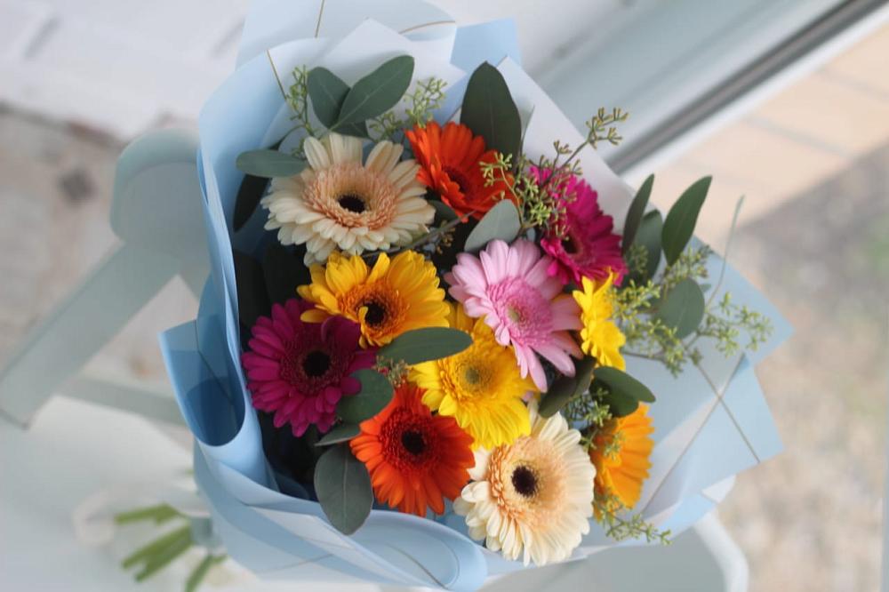 Букет цветов из: Герберы в Беркакит