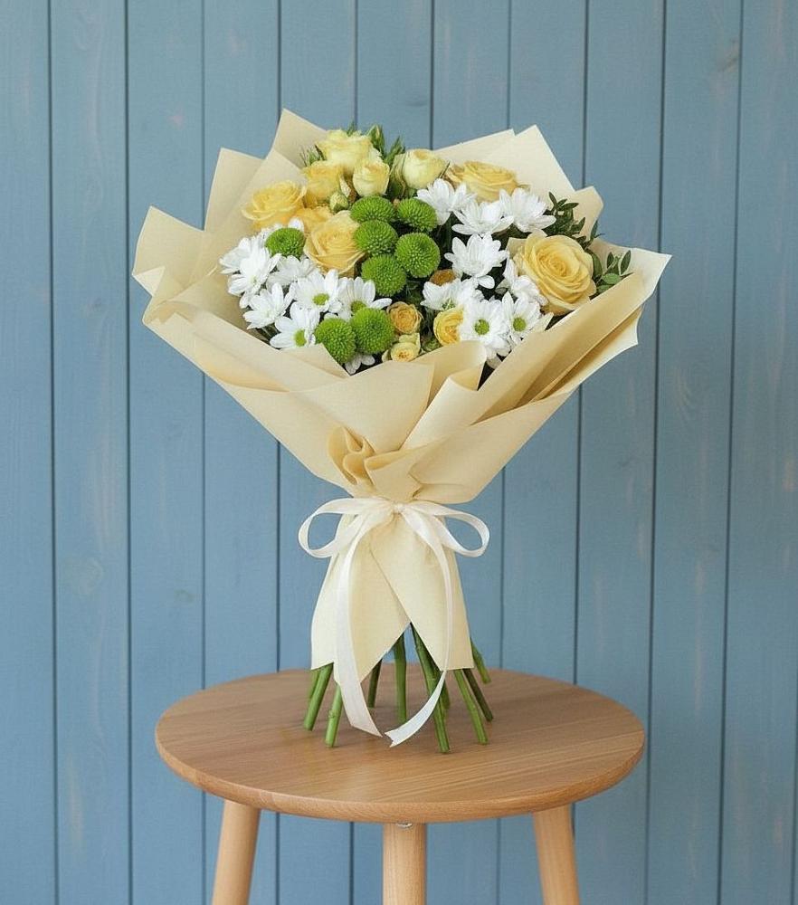 Букет цветов из: Хризантемы и Розы в Беркакит