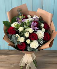 Букет цветов из:  Розы и Альстромерии в Беркакит