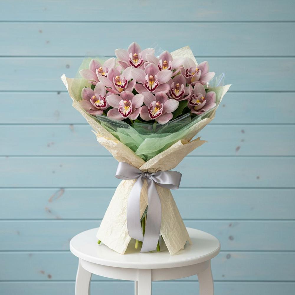 Букет цветов из: Орхидеи и Розы в Беркакит