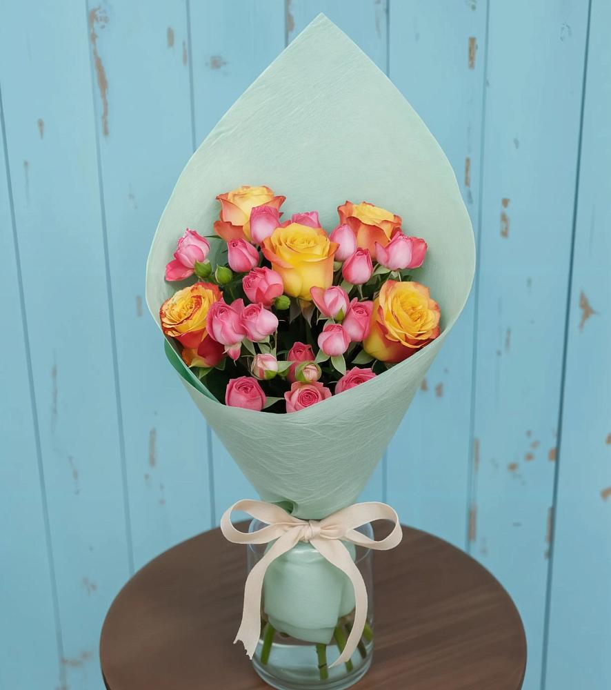 Букет цветов из: Розы в Беркакит