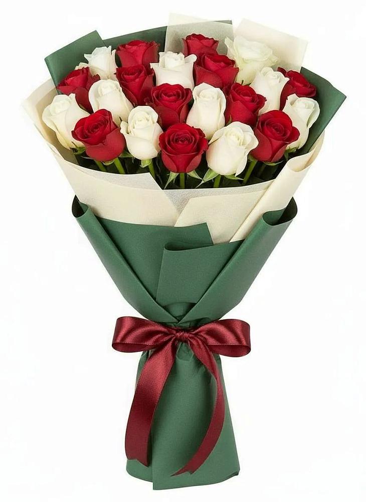 Букет Микс из красных и белых роз в Беркакит