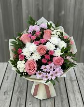 Букет цветов из:  Альстромерии, Гвоздики, Розы и Хризантемы в Беркакит
