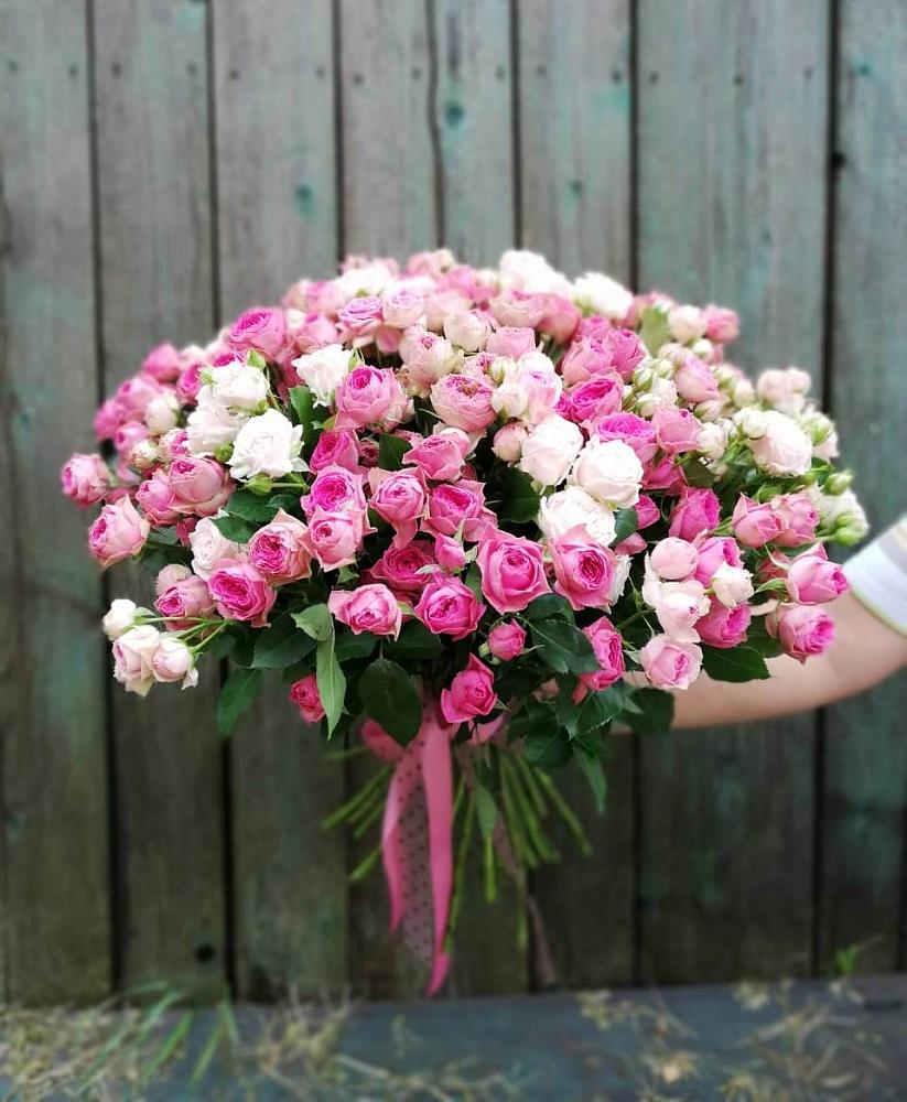 Букет Розовые кустовые розы Натали и Лав Лидия в Беркакит