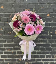 Букет цветов из:  Герберы и Хризантемы в Беркакит