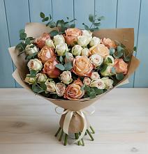 Букет цветов из:  Альстромерии и Розы в Беркакит